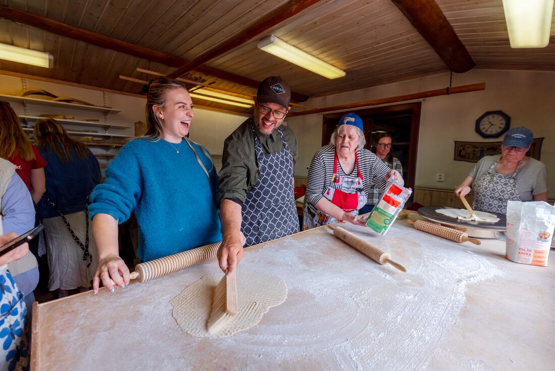 Cinnamon bun workshop in Vikarbyn, Dalarna in Sweden